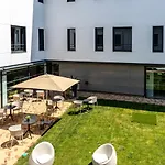 Les Jardins De St Cloud アパートホテル サン＝クルー