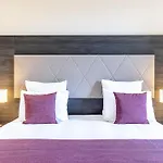 アパートホテル Les Jardins De St Cloud 4*