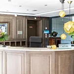 Les Jardins De St Cloud 4* サン＝クルー