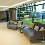Les Jardins De St Cloud 4* サン＝クルー