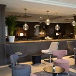 Les Jardins De St Cloud アパートホテル