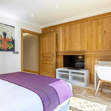 Apart Otel Les Jardins De St Cloud 4*