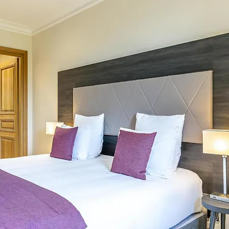 Les Jardins De St Cloud 4*