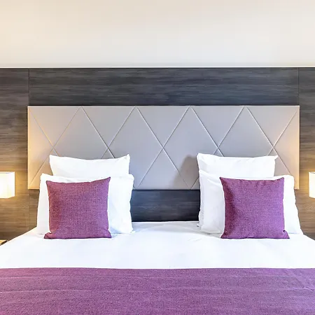 Apartmanhotel Les Jardins De St Cloud 3*