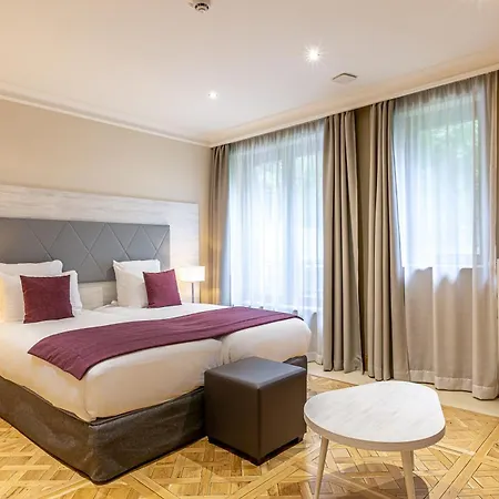 Les Jardins De St Cloud Aparthotel 4*