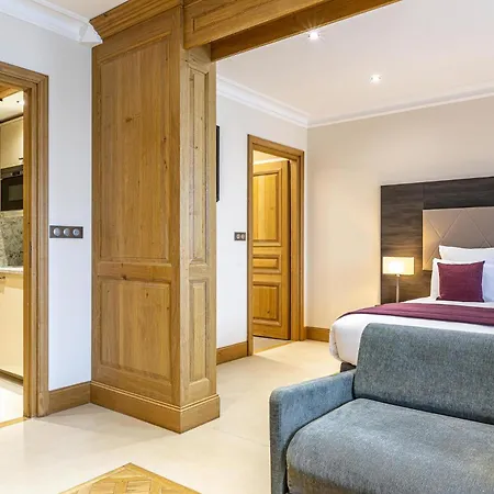 Apart Otel Les Jardins De St Cloud 4*