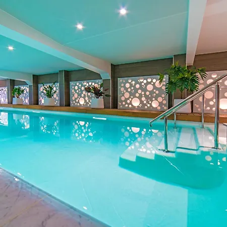 Les Jardins De St Cloud 4*