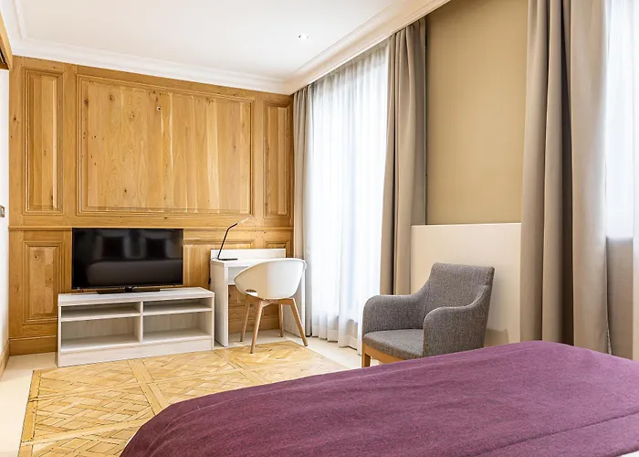 Les Jardins De St Cloud 4*