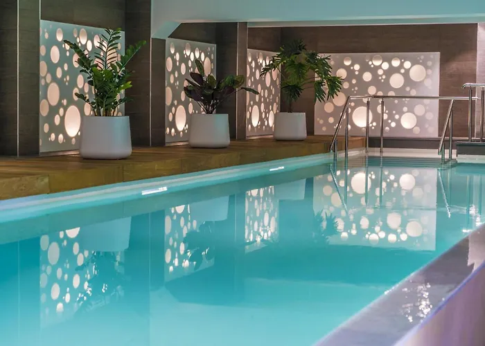 아파트호텔 Les Jardins De St Cloud 생클루