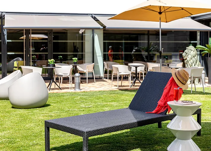 Les Jardins De St Cloud 4*