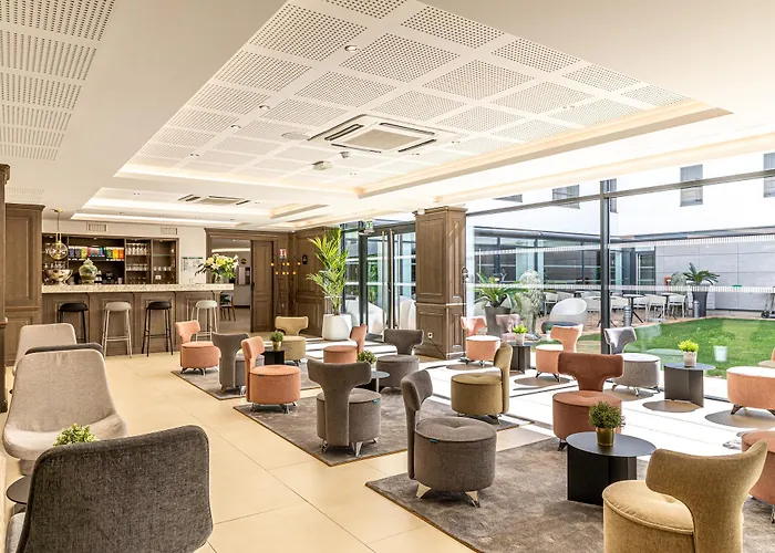 Les Jardins De St Cloud 4*