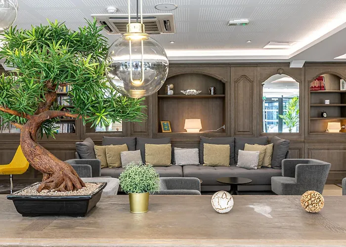 Les Jardins De St Cloud 4* 생클루