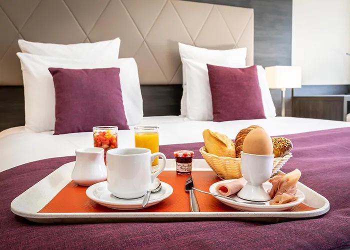 Les Jardins De St Cloud 4* 생클루