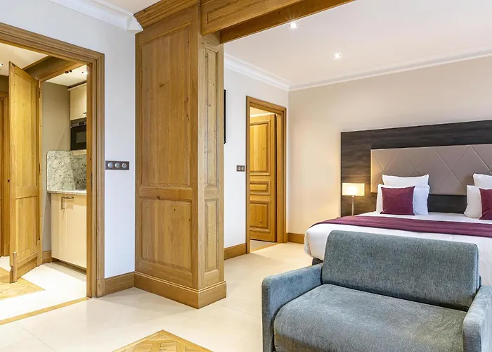 Lejlighedshotel Les Jardins De St Cloud 4*