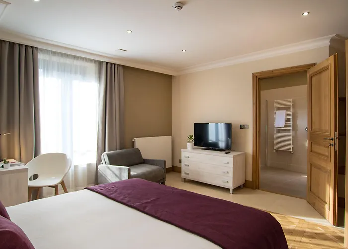 Les Jardins De St Cloud 아파트호텔 4*
